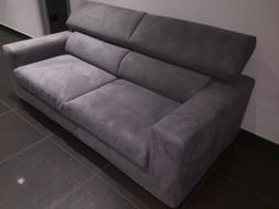 2 Posti,1 Anno Di Garanzia, Vendo Per Passaggio A Divano Ang