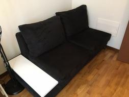 Due Posti Con Tavolino