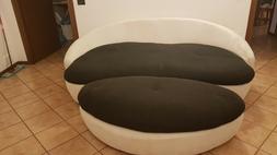 Piazza Grande Con Penisola Appoggia Piedi E 3 Cuscini Neri