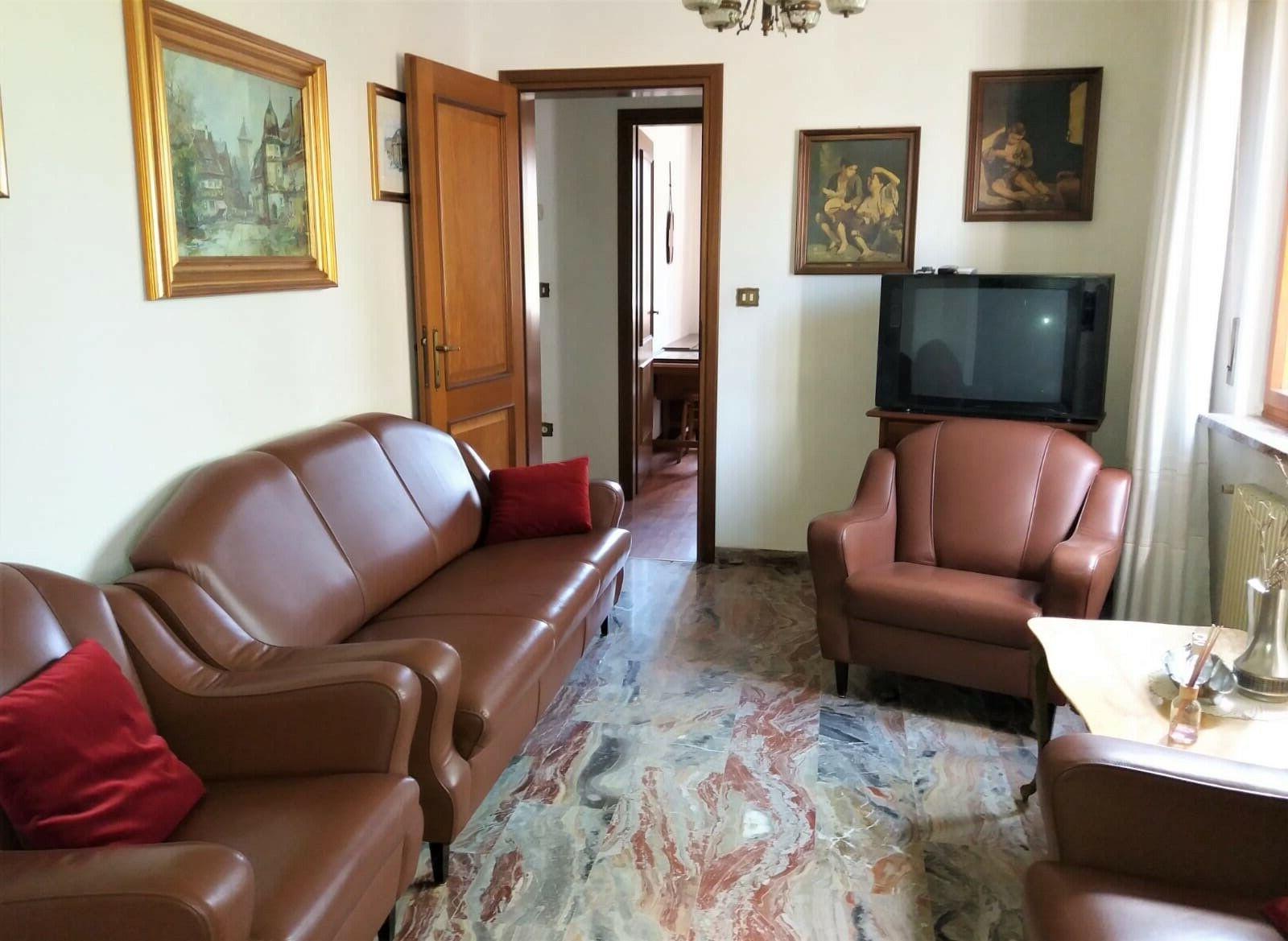 3 poltrone divano 3 posti in pelle