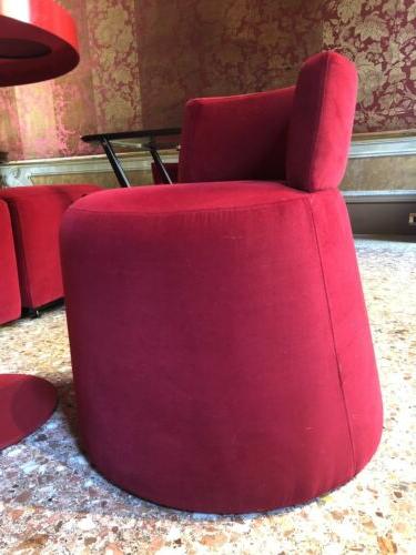 6 poltrona pouf bull in velluto rosso
