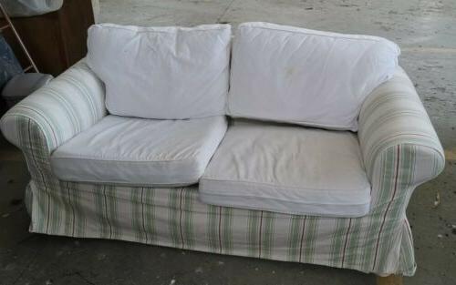 divano 2 posti buonissime condizioni