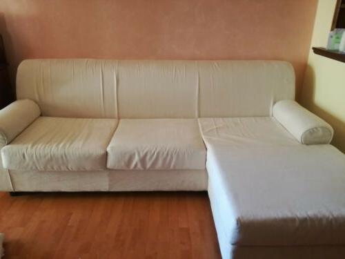 divano a 3 posti con penisola