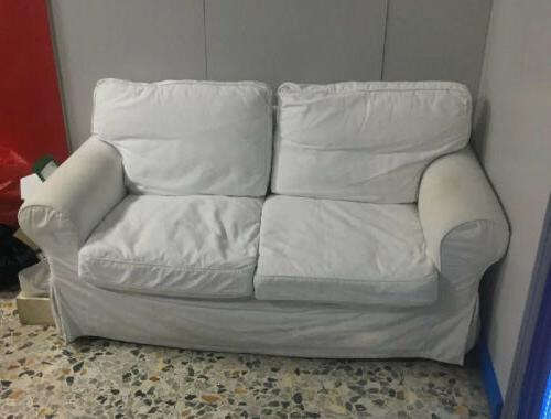 divano bianco ektorp 2 posti