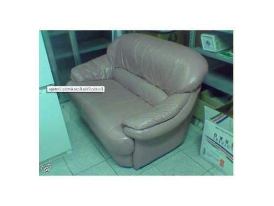 divano pelle rosa antico vintage