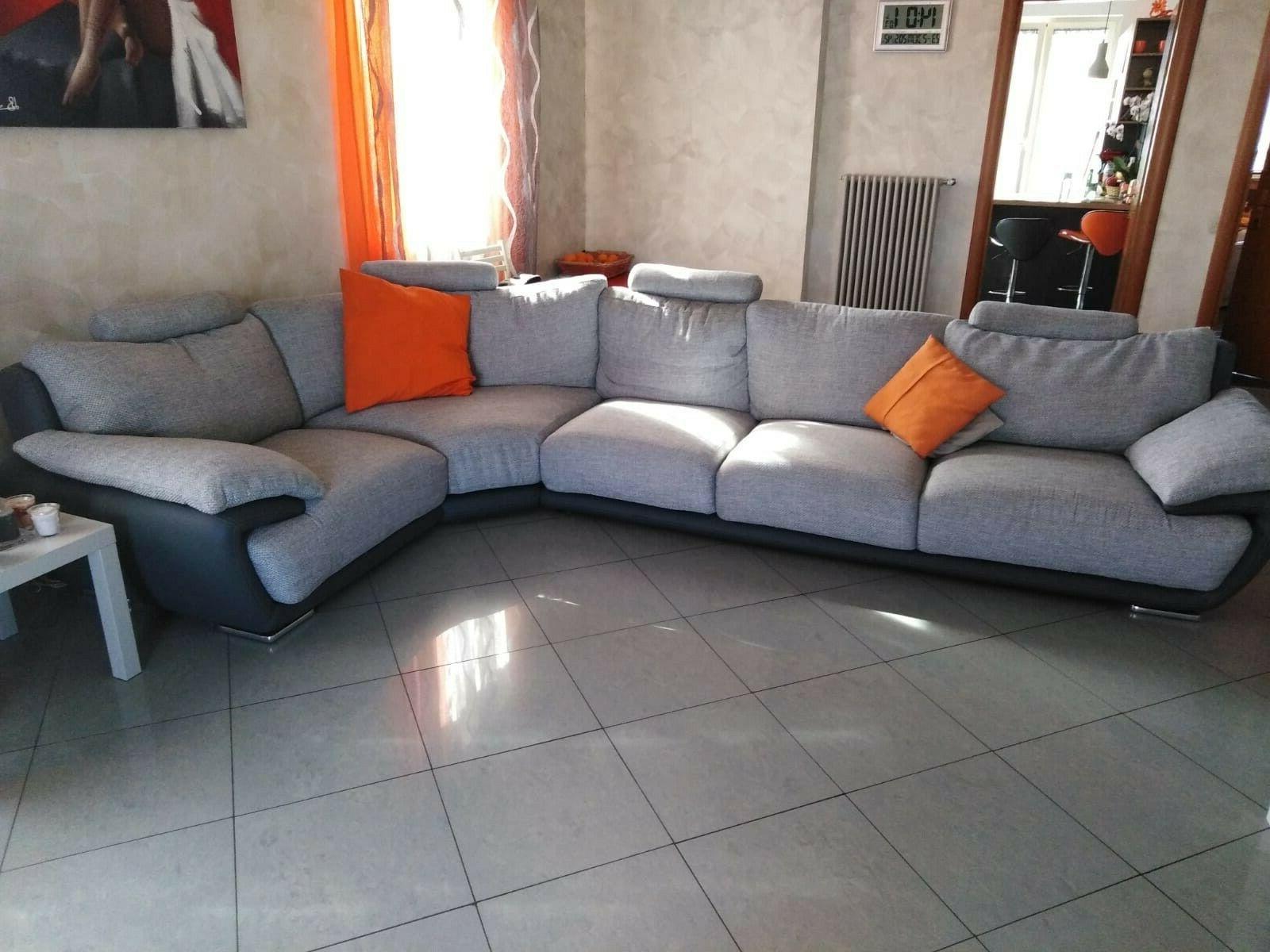 divano x d ax angolare in tessuto